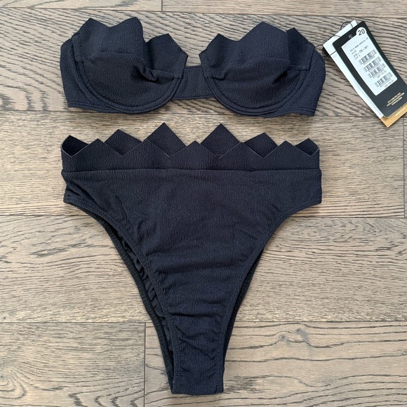 Vix Other - Vix Firenze Imani Bandeau and High Waisted Hot Pants Bikini